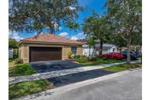 703 Stanton Dr, Weston, FL 33326, Sold 10/15/21