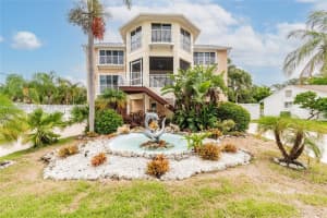 7303 Westmoreland Dr, Sarasota, FL 34243, Sold 03/01/22