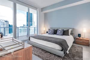 3301, 1300 Brickell Bay Dr #3505, Miami, FL 33131, Sold 01/25/22