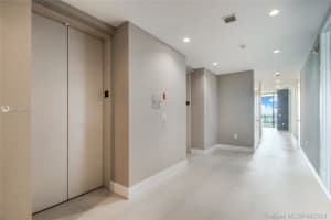1100 Biscayne Blvd, Miami, FL 33132, Sold 09/24/21
