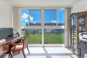 2300 Park Ln, Hollywood, FL 33021, Sold 12/10/21