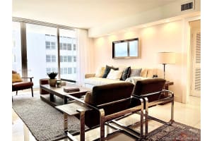 2030 S Ocean Dr, Hallandale Beach, FL 33009, Sold 01/11/22