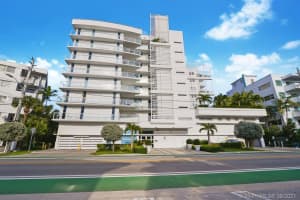 9821 E Bay Harbor Dr, Bay Harbor Islands, FL 33154, Sold 11/29/21