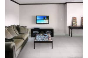 3553 Magellan Cir, Miami, FL 33180, Sold 12/28/21