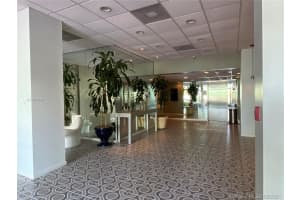 1020 Meridian Ave, Miami Beach, FL 33139, Sold 10/12/21