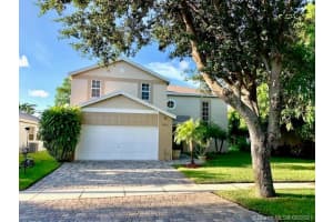 9591 Encino St, Miramar, FL 33025, Sold 09/23/21