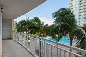 1745 E Hallandale Beach Blvd #204w, Hallandale Beach, FL 33009, Sold 11/10/22