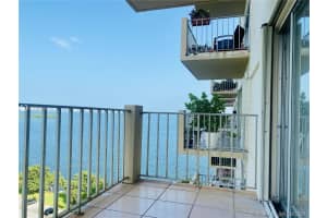 880 NE 69th St #11m, Miami, FL 33138, Sold 11/15/21