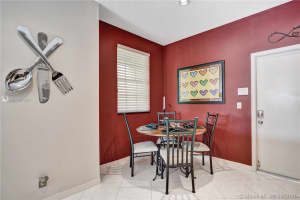 3756 San Simeon Cir, Weston, FL 33331, Sold 09/22/21