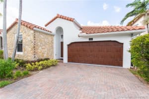 10061 NW 10th St, Miami, FL 33172, Sold 10/07/21