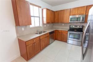 10061 NW 10th St, Miami, FL 33172, Sold 10/07/21