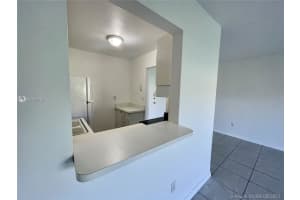10389 N Kendall Dr APT S2, Miami, FL 33176, Sold 09/27/21
