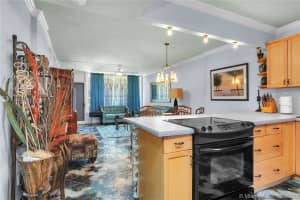 3181 S Ocean Dr, Hallandale Beach, FL 33009, Sold 01/28/22
