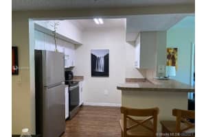 215 SW 117th Terrace, Pembroke Pines, FL 33025, Sold 11/18/21