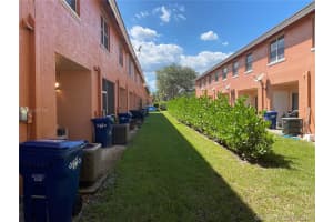 6739 Sienna Club Dr, Lauderhill, FL 33319, Sold 10/29/21