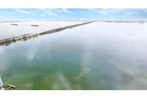 480 NE 30th St, Miami, FL 33137, Sold 10/12/21