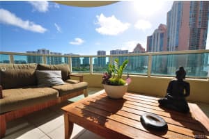 3340 NE 190th St, Aventura, FL 33180, Sold 10/05/21