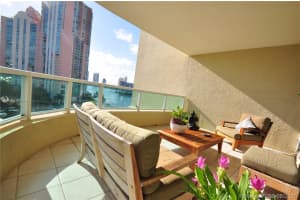 3340 NE 190th St, Aventura, FL 33180, Sold 10/05/21