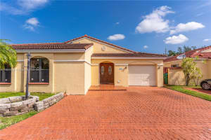 8727 SW 4th Ln, Miami, FL 33174, Sold 11/18/21