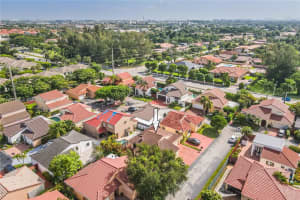 8727 SW 4th Ln, Miami, FL 33174, Sold 11/18/21