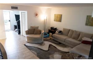 337 Ives Dairy Rd, Miami, FL 33179, Sold 02/18/22