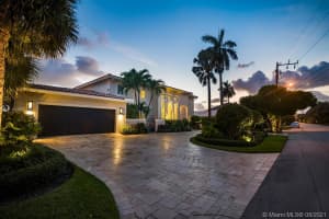 42 Isla Bahia Dr, Fort Lauderdale, FL 33316, Sold 11/02/21