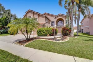 955 NW 203rd Ave, Pembroke Pines, FL 33029, Sold 10/04/21