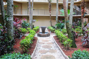 8075 SW 107th Ave, Miami, FL 33173, Sold 10/27/21