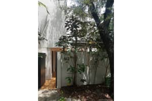 4706 SW 67th Ave APT M2, Miami, FL 33155, Sold 10/20/21