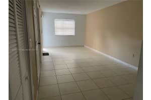 1271 SE 28th Ct, Homestead, FL 33035, Sold 11/12/21
