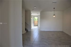 6580 S Anise Ct, Davie, FL 33314, Sold 09/15/21