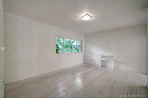 3915 Meridian Ave, Miami Beach, FL 33140, Sold 11/24/21