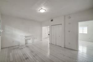 3915 Meridian Ave, Miami Beach, FL 33140, Sold 11/24/21