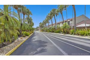 6435 SW 130th Ave, Miami, FL 33183, Sold 12/21/21