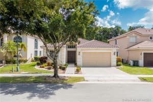 5528 Lake Tern Ct, Coconut Creek, FL 33073, Sold 10/06/21