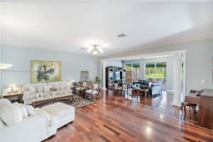10525 NW 43rd Terrace, Doral, FL 33178, Sold 06/10/22