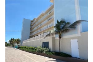 300 Oregon St APT 204, Hollywood, FL 33019, - MLS#A11087994
