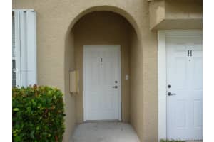 112 Lighthouse Cir, Tequesta, FL 33469, Sold 09/27/21