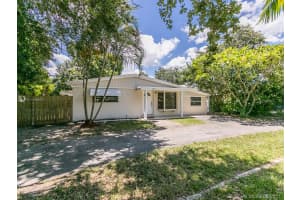 5800 S Farragut Dr, Hollywood, FL 33021, Sold 11/01/21