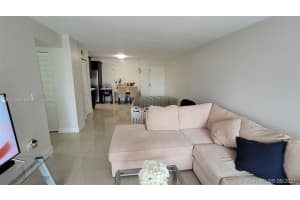 6320 SW 138th Ct, Miami, FL 33183, Sold 10/14/21