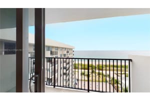 9273 Collins Ave, Surfside, FL 33154, Sold 01/05/22