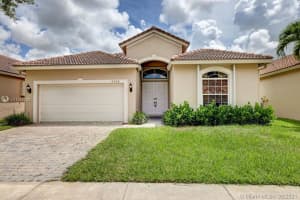 2786 SE Stonebriar Way, Stuart, FL 34997, Sold 10/08/21