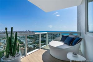 1000 South Pointe Dr, Miami Beach, FL 33139, Sold 04/11/22