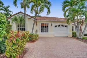 919 Garnet Cir, Weston, FL 33326, Sold 09/30/21