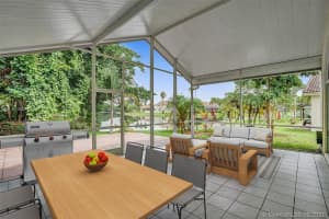 919 Garnet Cir, Weston, FL 33326, Sold 09/30/21