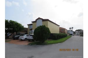 19622 NW 83rd Ct, Hialeah, FL 33015, Sold 10/14/21