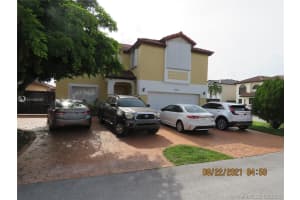 19622 NW 83rd Ct, Hialeah, FL 33015, Sold 10/14/21