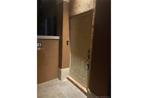 10671 SW 7th St, Pembroke Pines, FL 33025, Sold 12/17/21