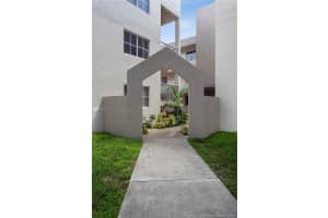 6155 NW 186th St, Hialeah, FL 33015, Sold 10/06/21