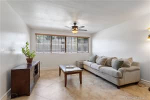 6155 NW 186th St, Hialeah, FL 33015, Sold 10/06/21